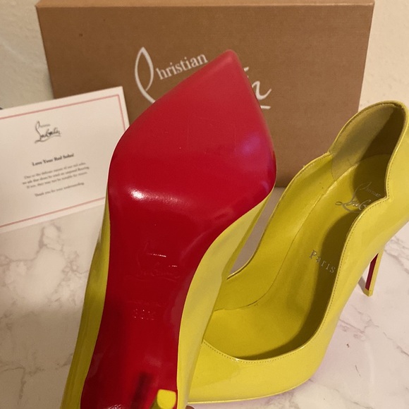 Christian Louboutin heels, size 38.5 (8) , color: citrus - Picture 2 of 4